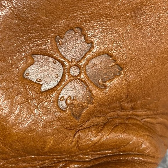 Patricia Nash Large Floral Hawaiian Print Purse Leather Pineapple Key Holder - Picture 6 of 16